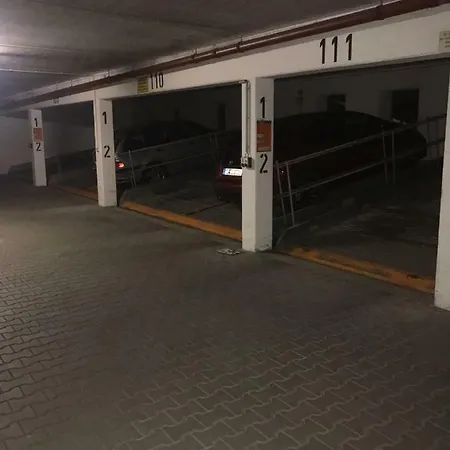 Apartment Cozy 48 Near Central Station With Garage *