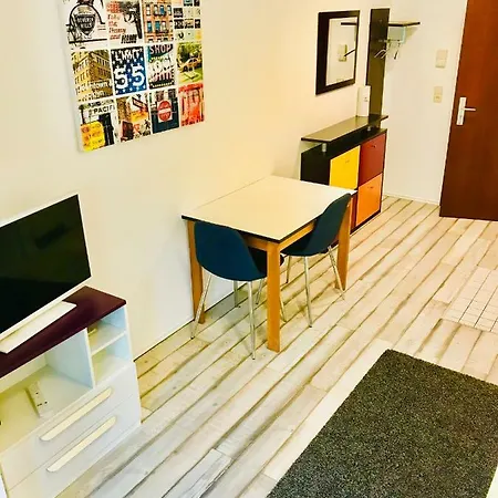 Cozy 48 Near Central Station With Garage Apartment Mainz