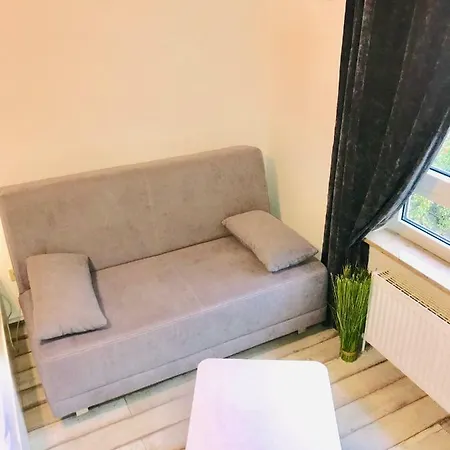 Cozy 48 Near Central Station With Garage Mainz